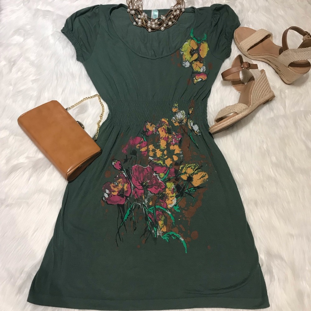 4/$25 | Green Floral Dress